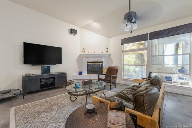 $630,000 | 2405 Rodeo Drive, Austin, TX 78727