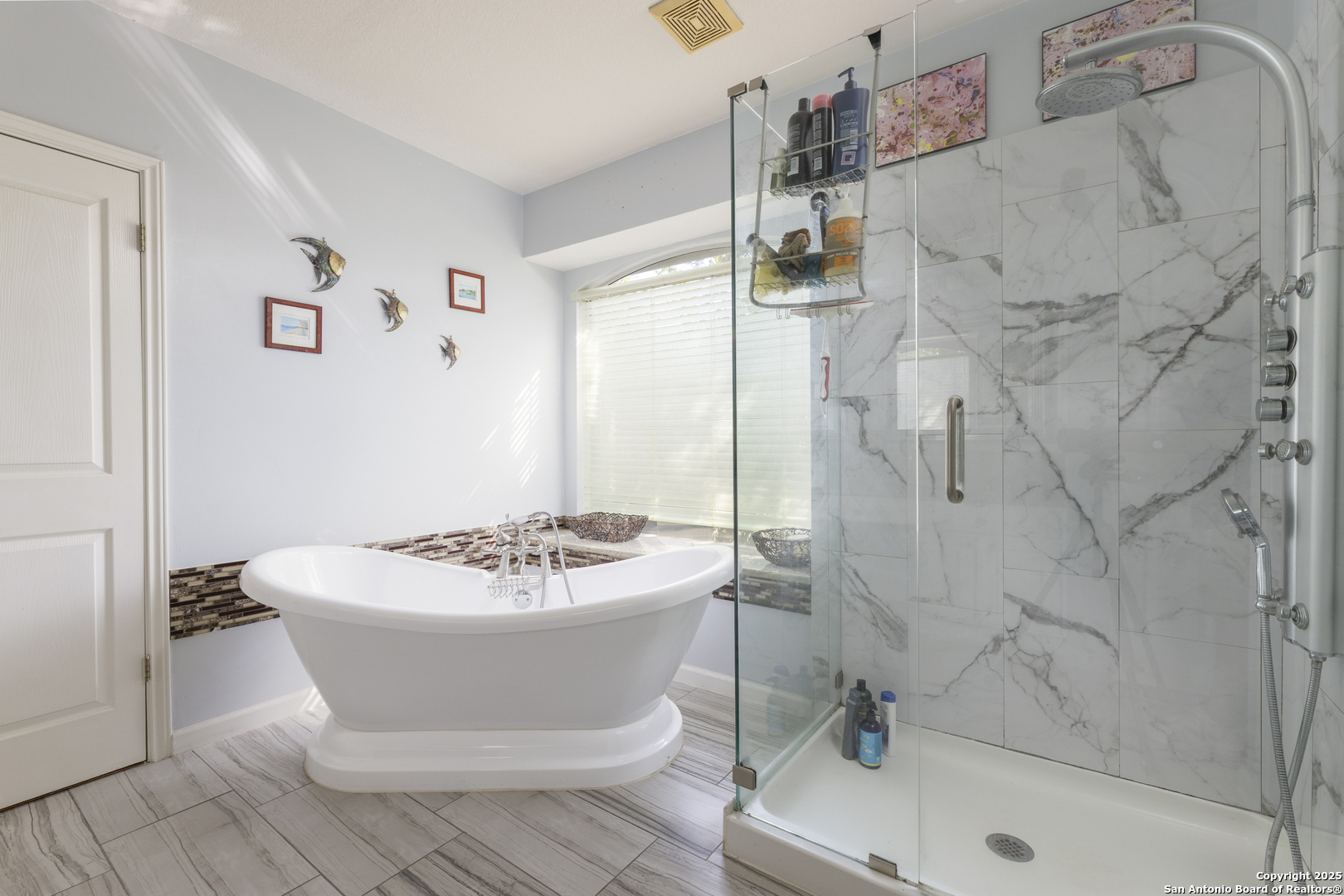 2405 Rodeo Drive Austin, TX 78727 - Photo 20 of 33