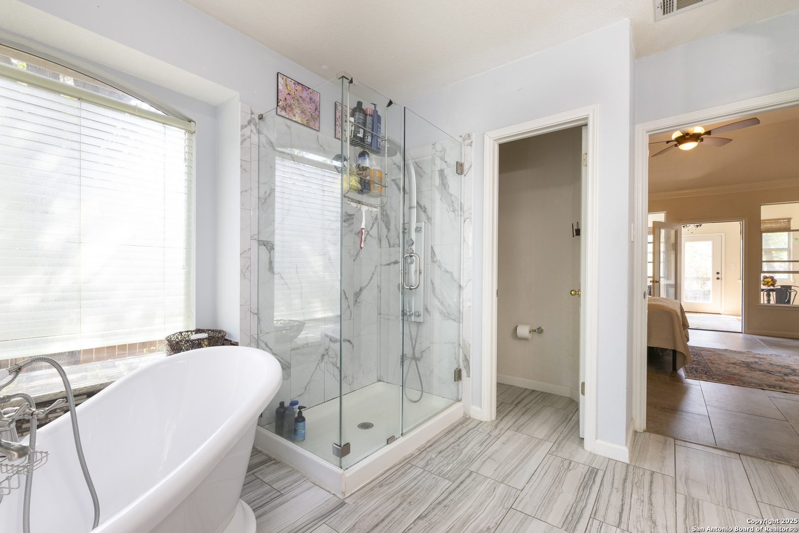 2405 Rodeo Drive Austin, TX 78727 - Photo 21 of 33