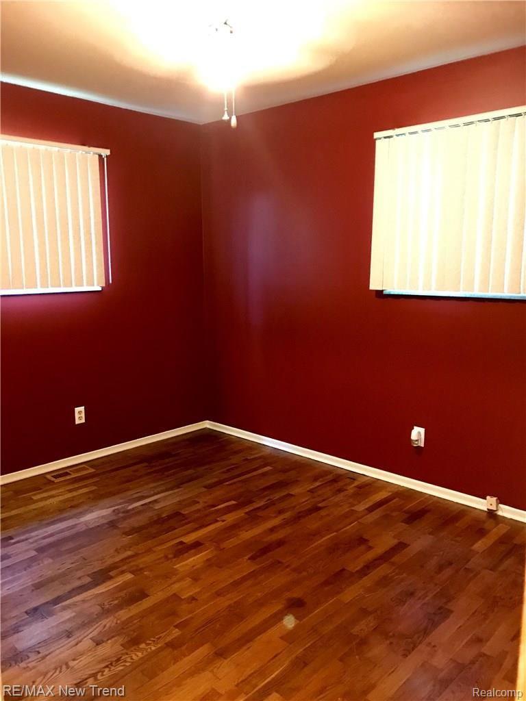 5050 Oakhill Road Clarkston, MI 48348 - Photo 10 of 21 image4.jpeg