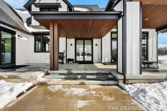 $1,800,000 | 1182 34th Street, Allegan, MI 49010