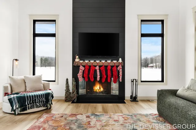 $1,800,000 | 1182 34th Street, Allegan, MI 49010