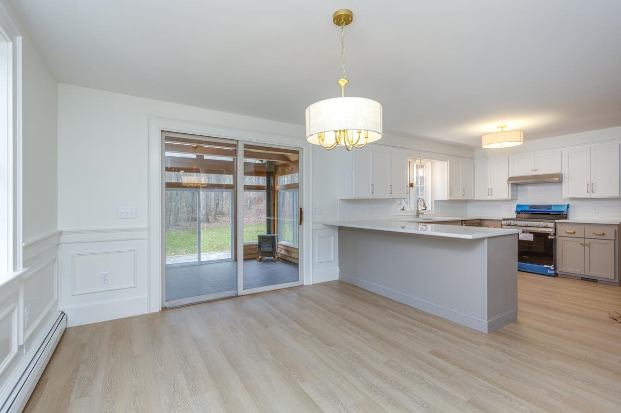 216 Hackett Hill Road Hooksett, NH 03106 - Photo 23 of 59