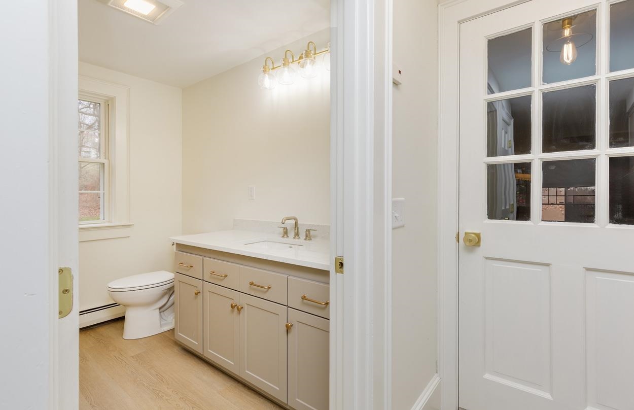 216 Hackett Hill Road Hooksett, NH 03106 - Photo 27 of 59