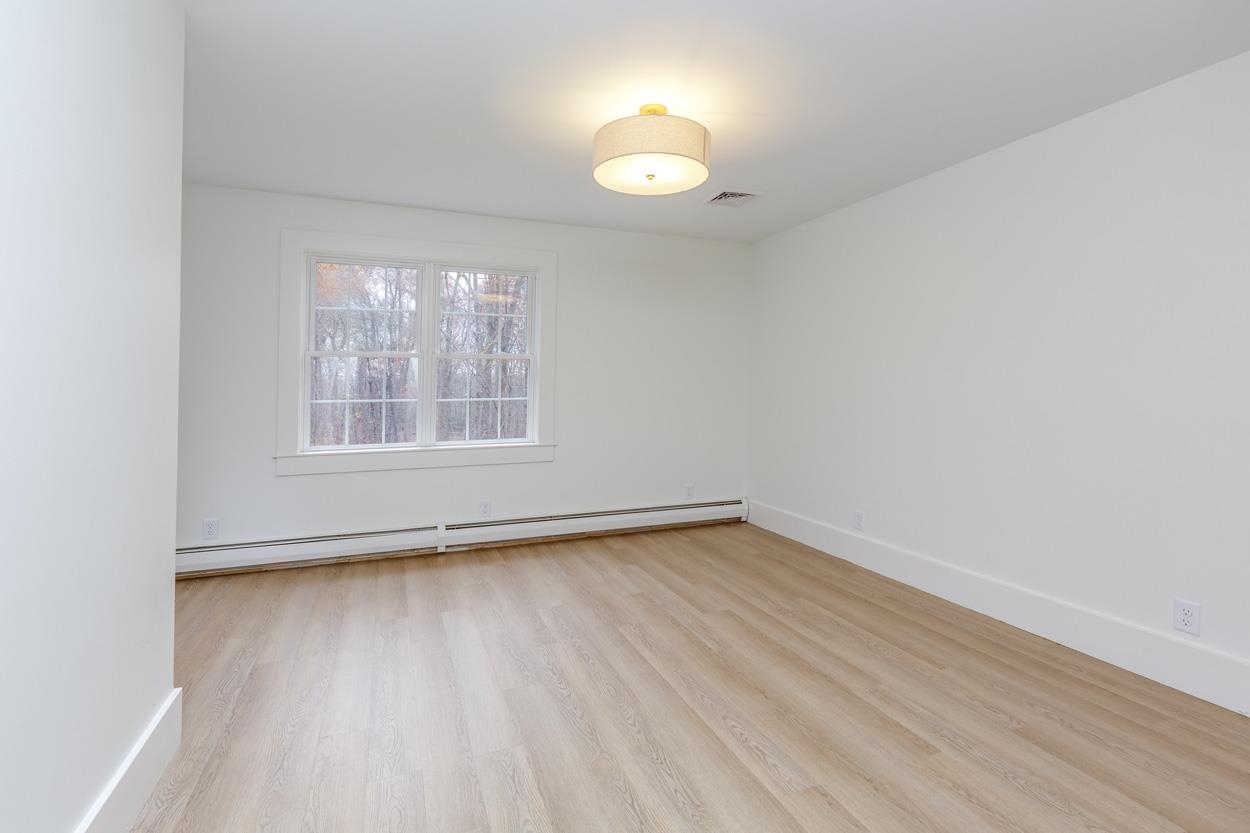 216 Hackett Hill Road Hooksett, NH 03106 - Photo 33 of 59