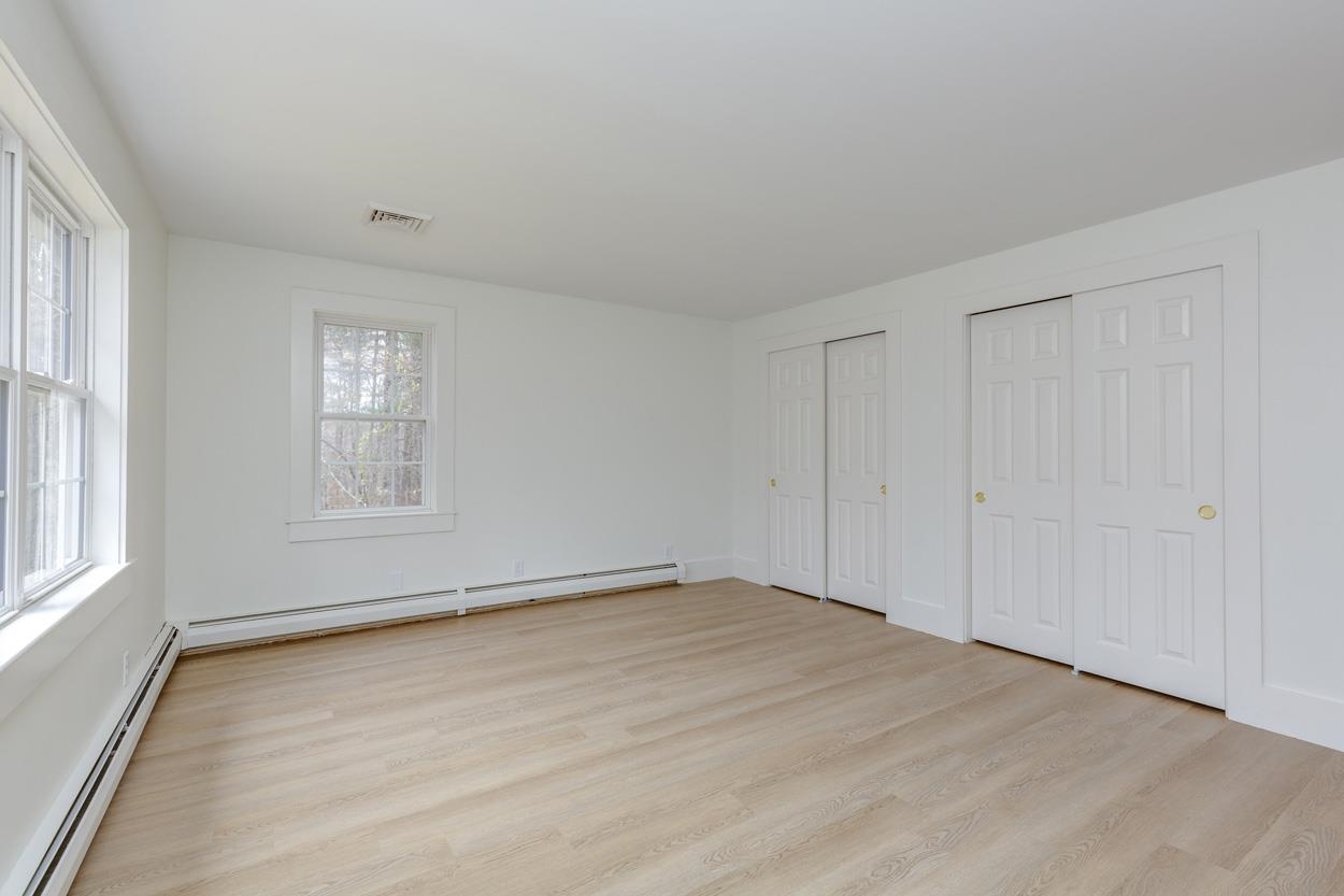 216 Hackett Hill Road Hooksett, NH 03106 - Photo 43 of 59