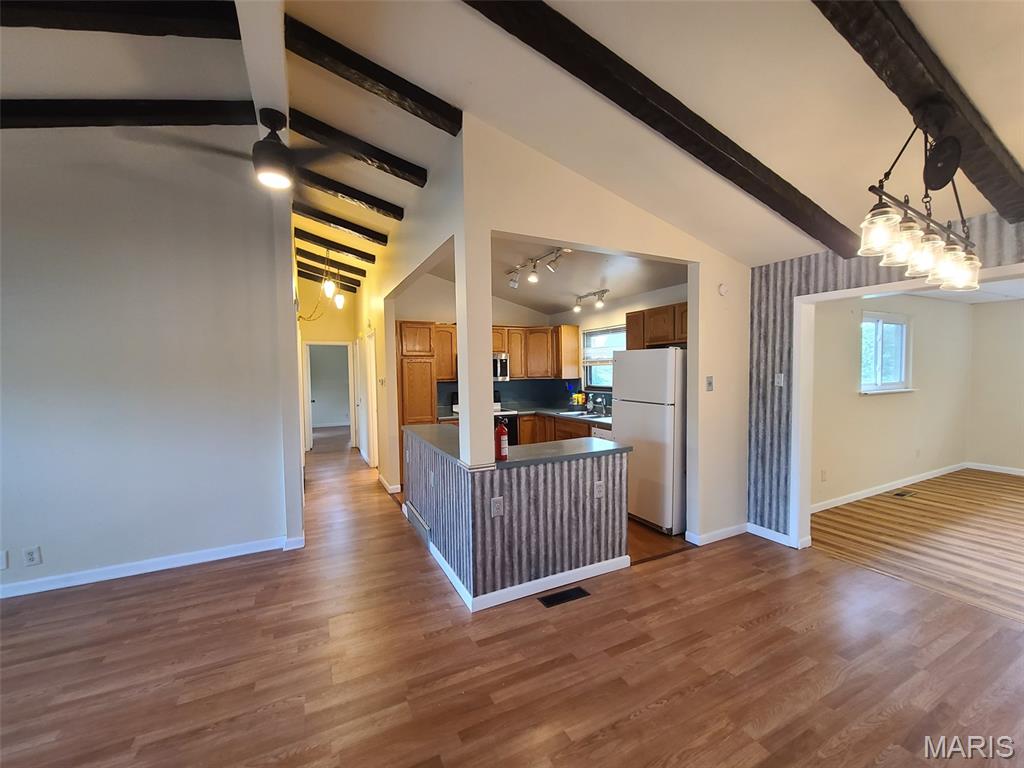 4947 Ringer Road Mehlville, MO 63129 - Photo 3 of 10