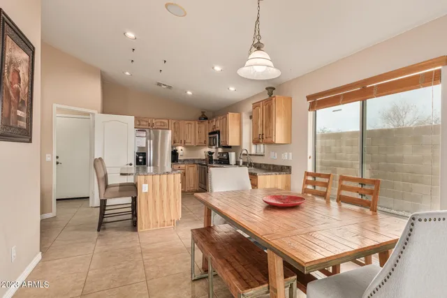 $3,500 | 21619 North Van Loo Drive, Maricopa, AZ 85138