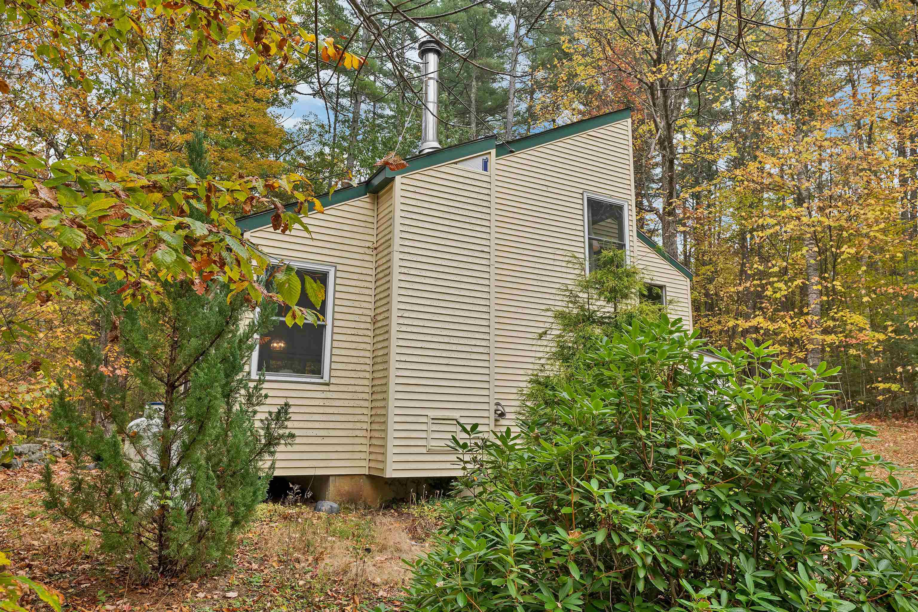 88 Donovan Farm Road Campton, NH 03223 - Photo 32 of 60