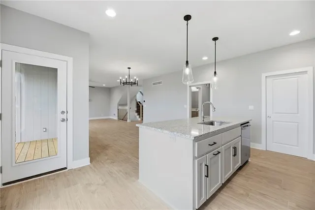 $649,900 | 18725 West 193rd Street, Spring Hill, KS 66083