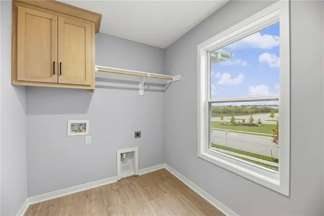 $649,900 | 18725 West 193rd Street, Spring Hill, KS 66083