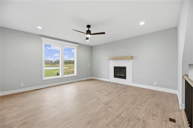 $649,900 | 18725 West 193rd Street, Spring Hill, KS 66083