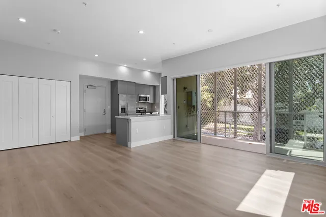 $3,995 | 1223 North Hayworth Avenue, Unit 6, West Hollywood, CA 90046