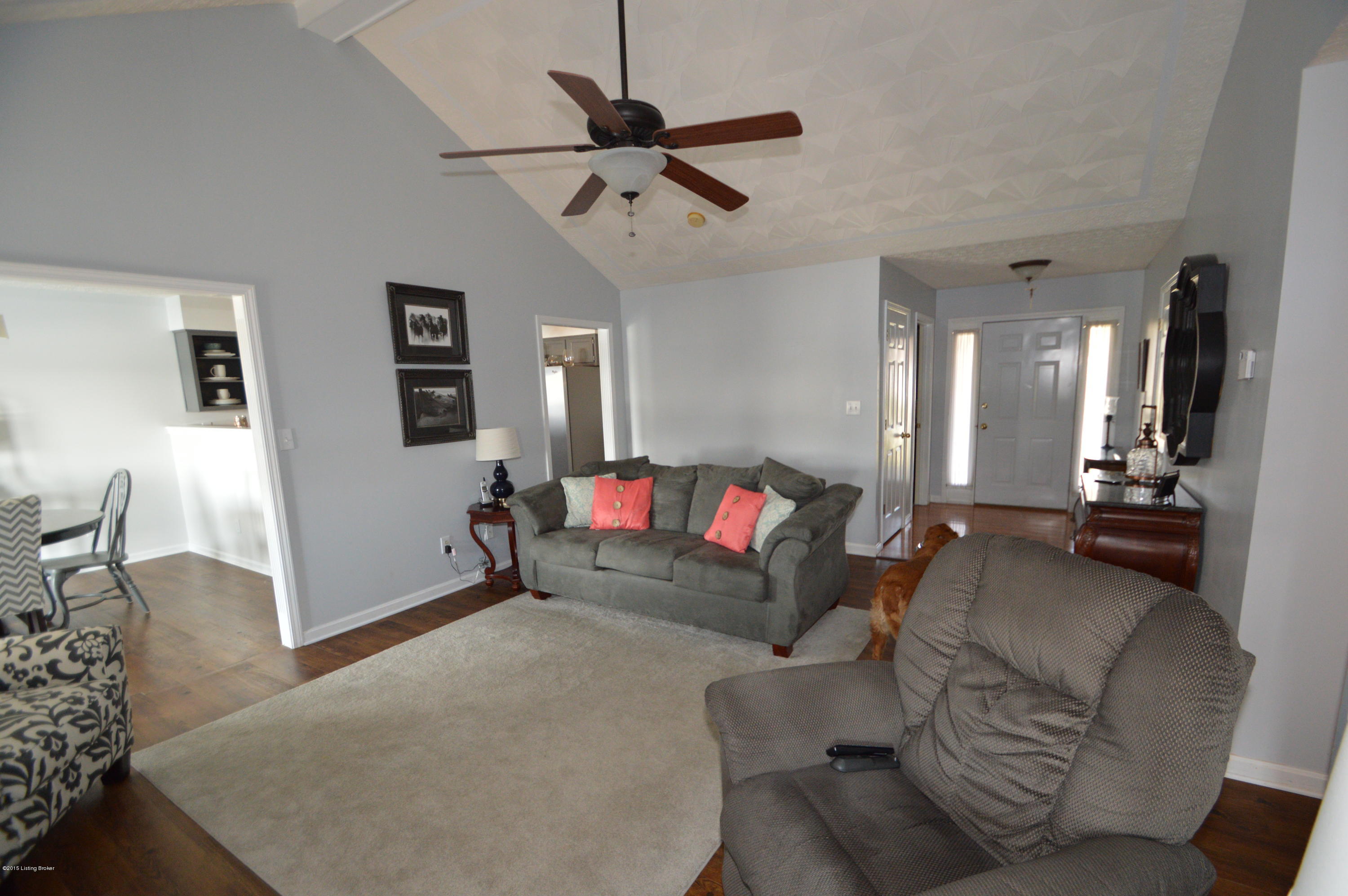 406 Old Towne Road Louisville, KY 40214 - Photo 41 of 49 406 Old Towne Road (57)