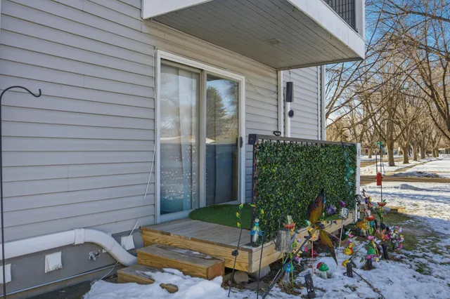 $200,000 | 2440 15th Street South, Unit B14, Fargo, ND 58103