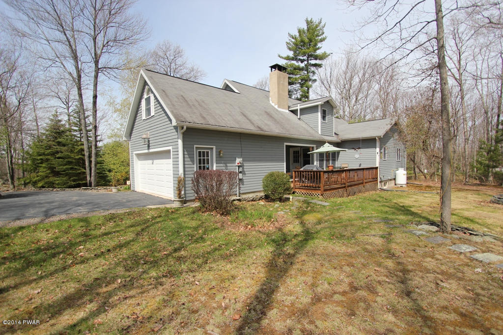 112 Sunset Way Milford, PA 18337 - Photo 36 of 44