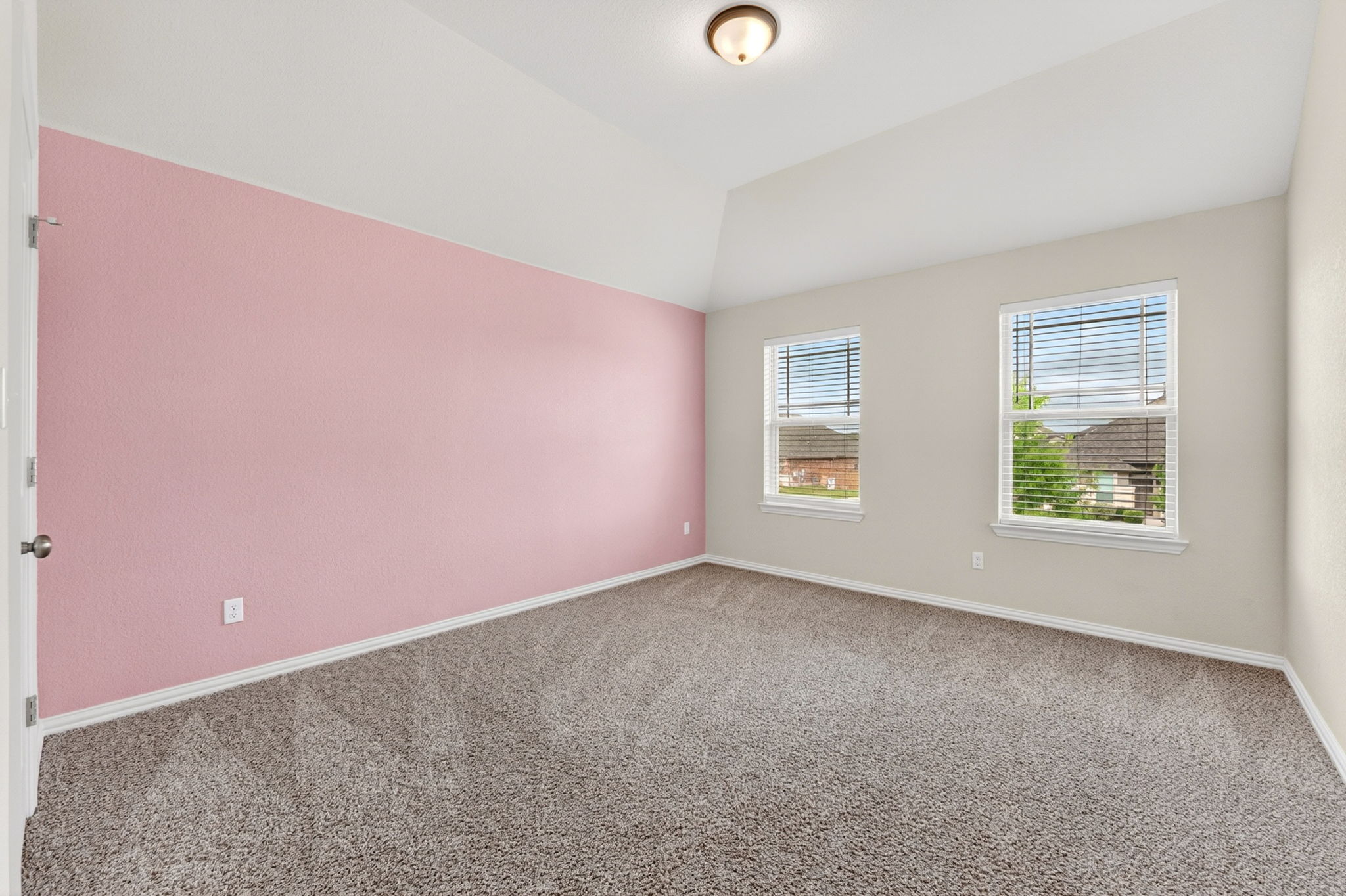 12613 Twisted Root Drive Manchaca, TX 78652 - Photo 20 of 32 an empty room with windows