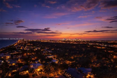 $650,000 | 1901 North Ocean Boulevard, Unit THB, Fort Lauderdale, FL 33305