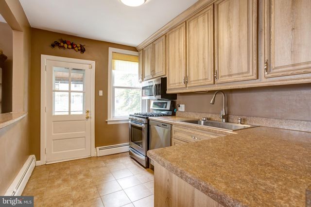 $477,000 | 232 East Highland Avenue, Philadelphia, PA 19118