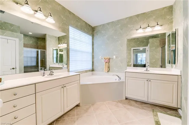 $949,000 | 21900 Longleaf Trail Drive, Estero, FL 34135