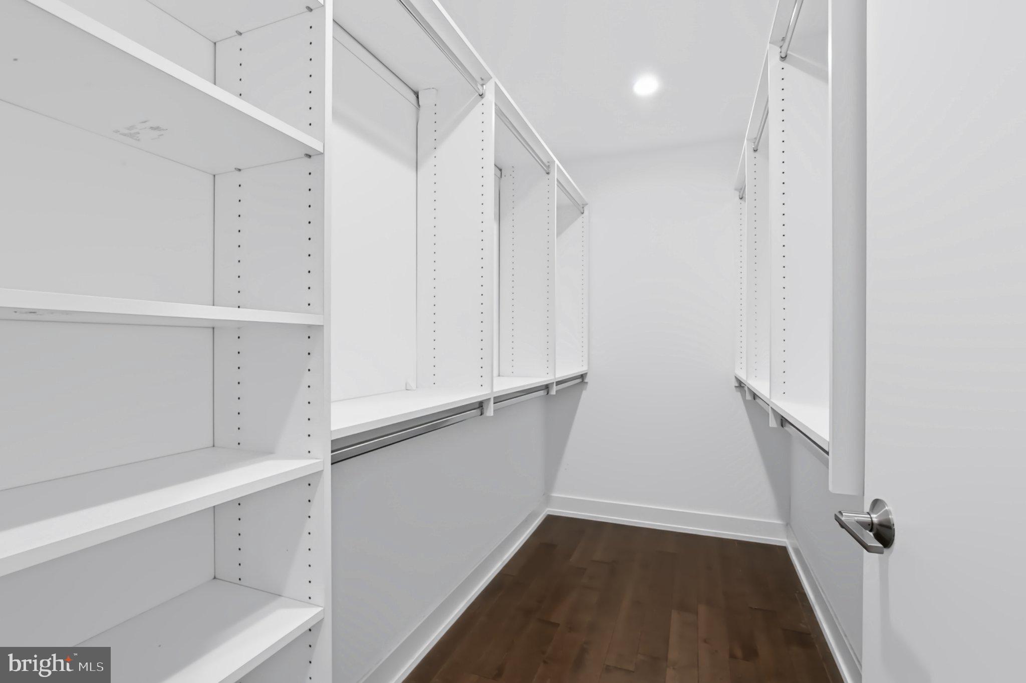 2527 Graduate Square Philadelphia, PA 19146 - Photo 33 of 45 Gallery Image 33