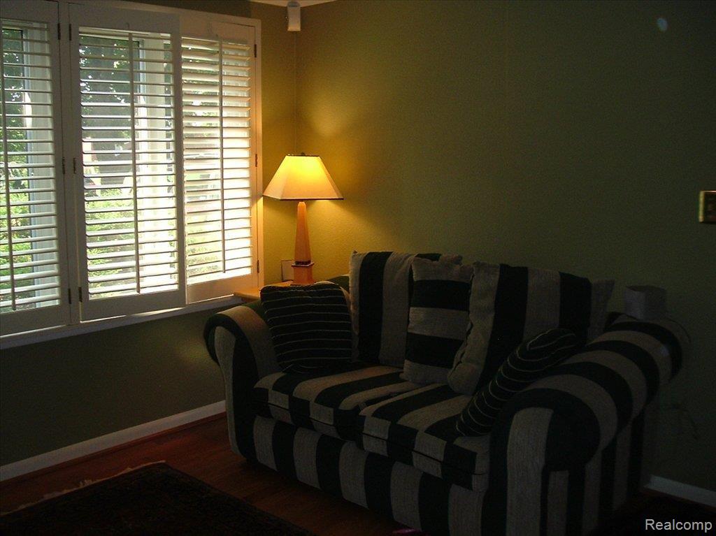 4112 Amherst Road Royal Oak, MI 48073 - Photo 10 of 18 Family Room