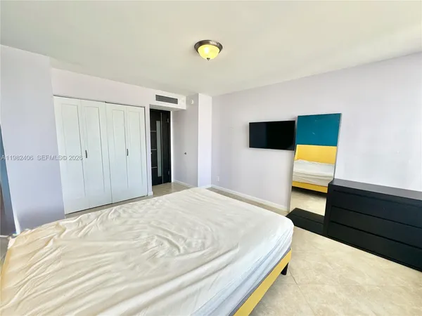 $3,750 | 3180 South Ocean Drive, Unit 401, Hallandale Beach, FL 33009