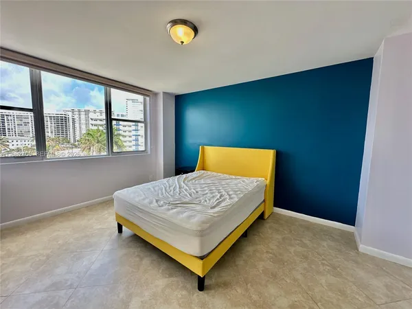 $3,750 | 3180 South Ocean Drive, Unit 401, Hallandale Beach, FL 33009