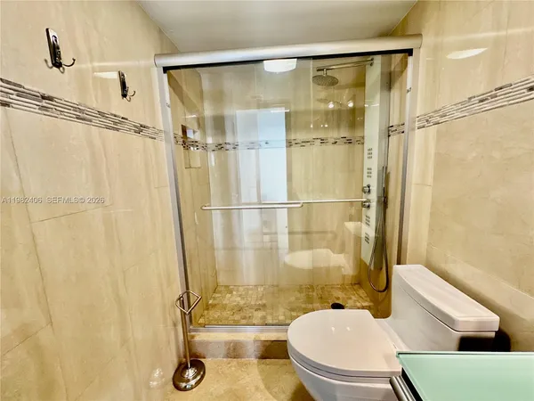 $3,750 | 3180 South Ocean Drive, Unit 401, Hallandale Beach, FL 33009