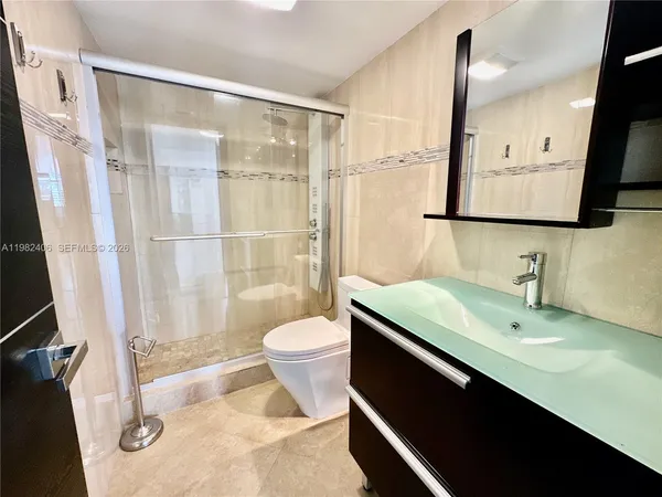 $3,750 | 3180 South Ocean Drive, Unit 401, Hallandale Beach, FL 33009