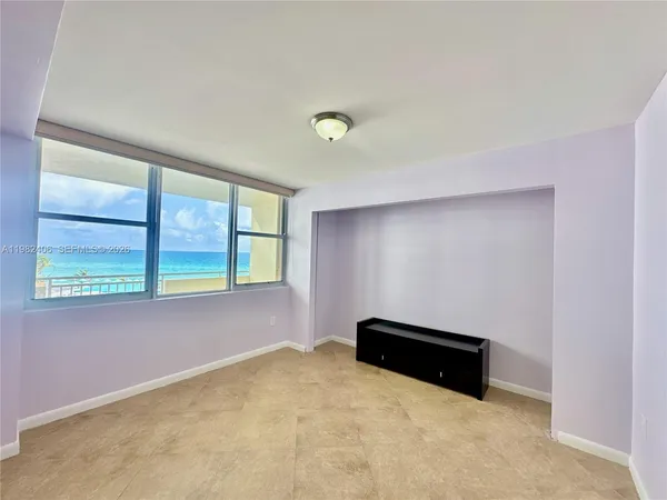 $3,750 | 3180 South Ocean Drive, Unit 401, Hallandale Beach, FL 33009