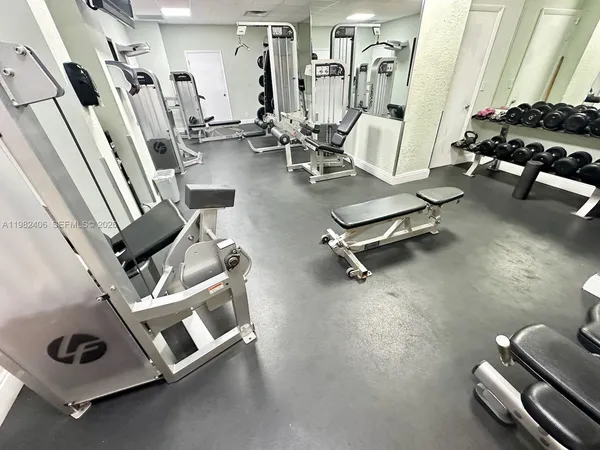 $3,750 | 3180 South Ocean Drive, Unit 401, Hallandale Beach, FL 33009