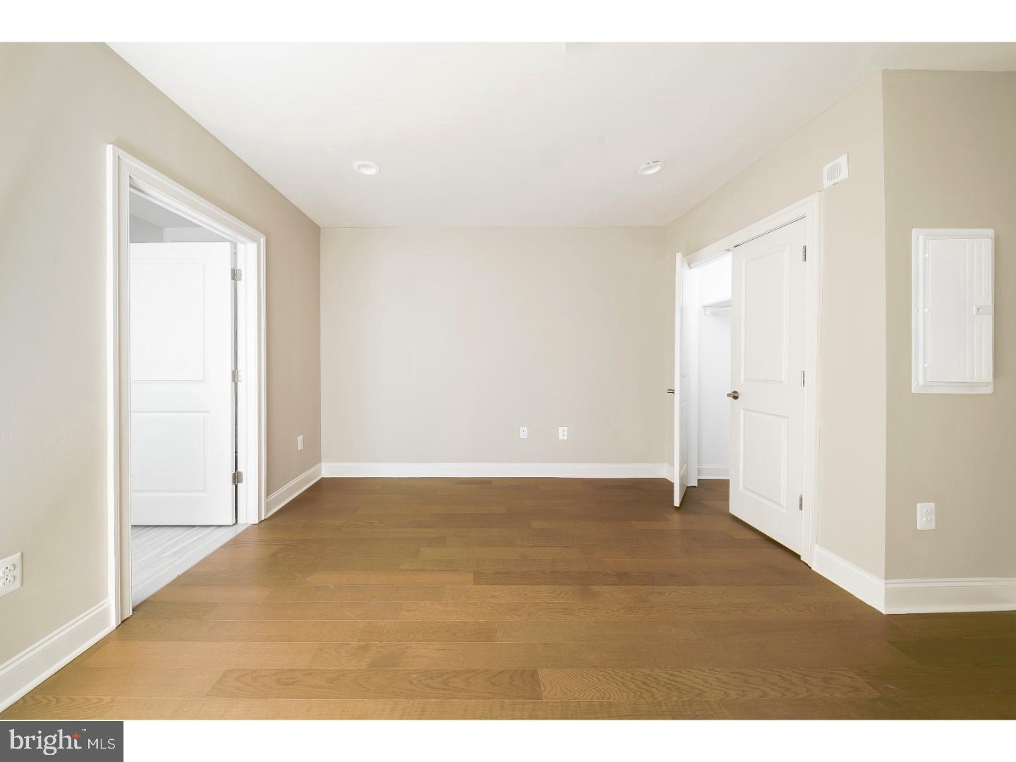 218-26 Arch Street, Unit 511 Philadelphia, PA 19106 - Photo 25 of 37 a view of an empty room