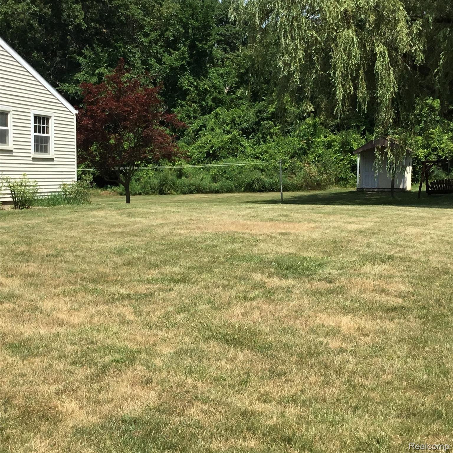 11149 Foley Road Fenton, MI 48430 - Photo 24 of 30 IMG-2788.JPG