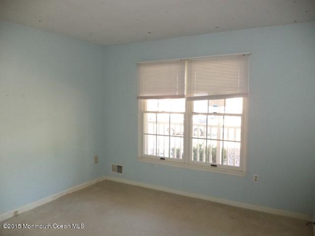 172 Topside Road Manahawkin, NJ 08050 - Photo 21 of 21 michelepics11162015 162