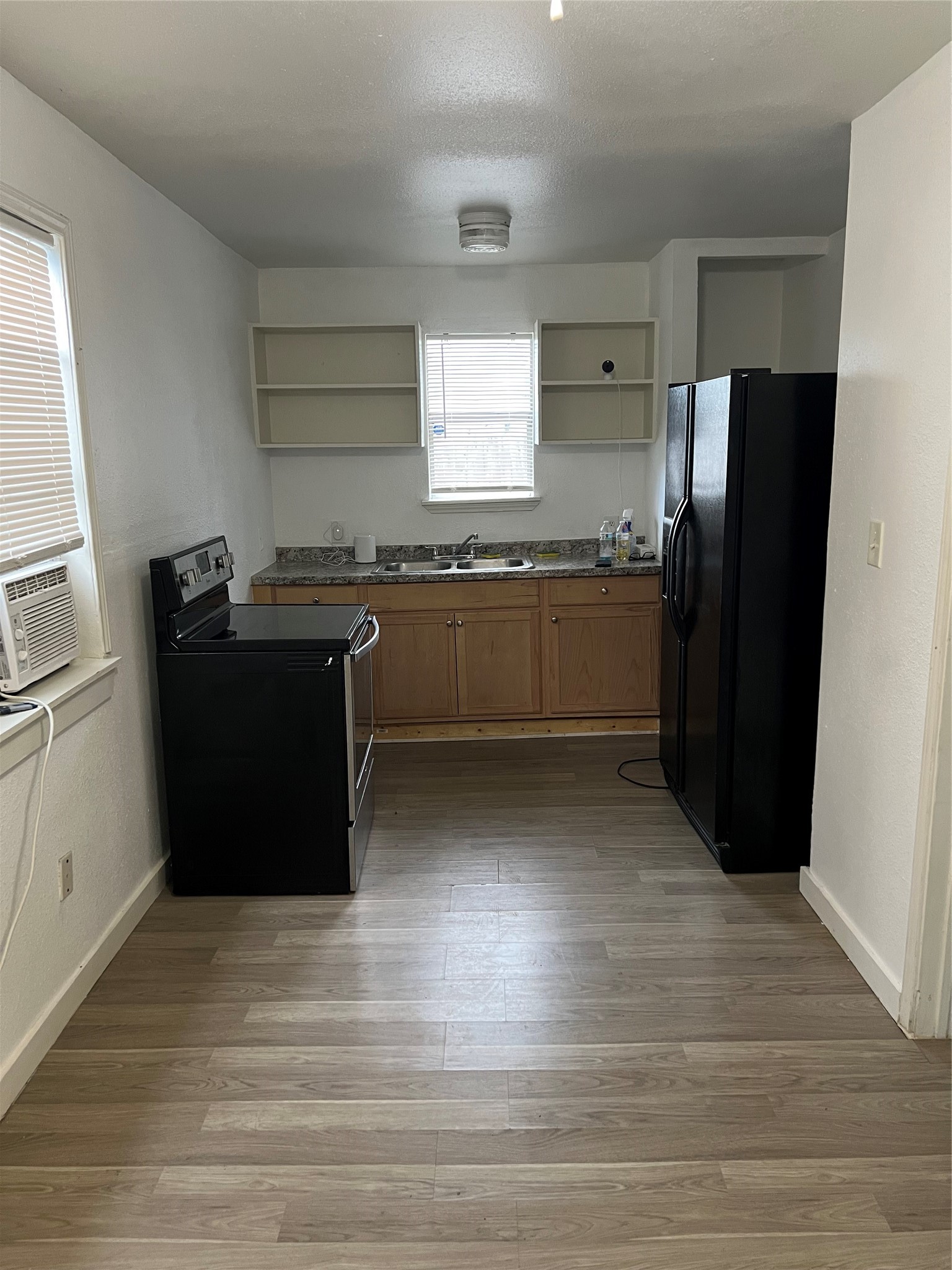 7909 Brutus Street, Unit 2 Houston, TX 77012 - Photo 2 of 9