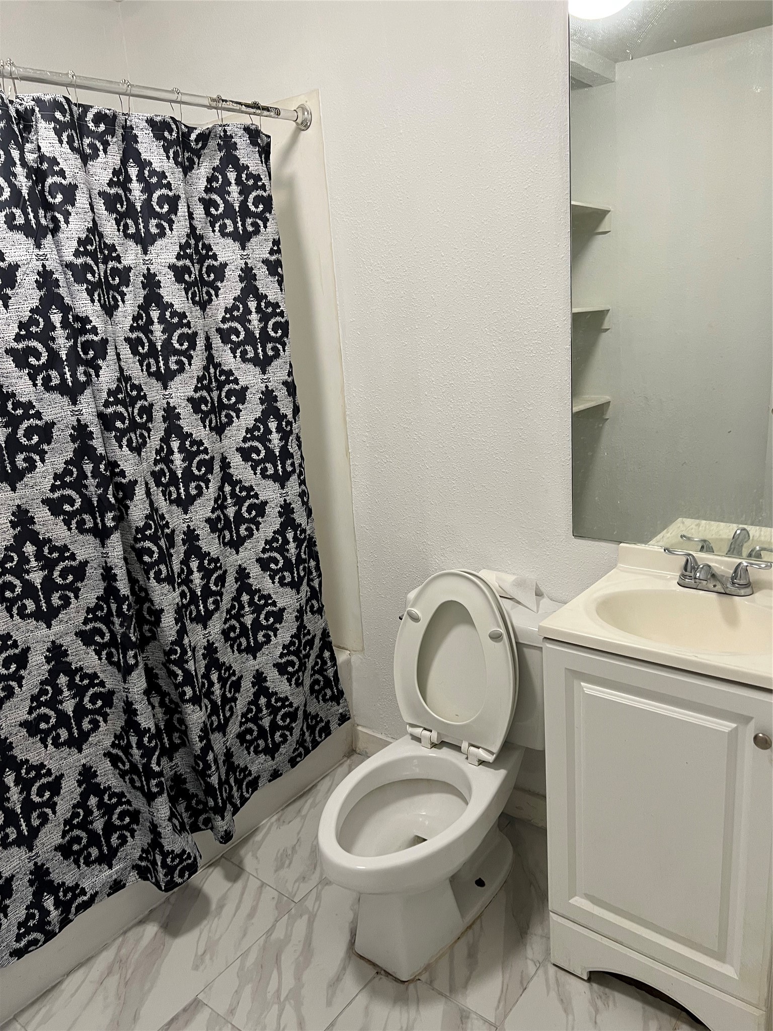 7909 Brutus Street, Unit 2 Houston, TX 77012 - Photo 6 of 9