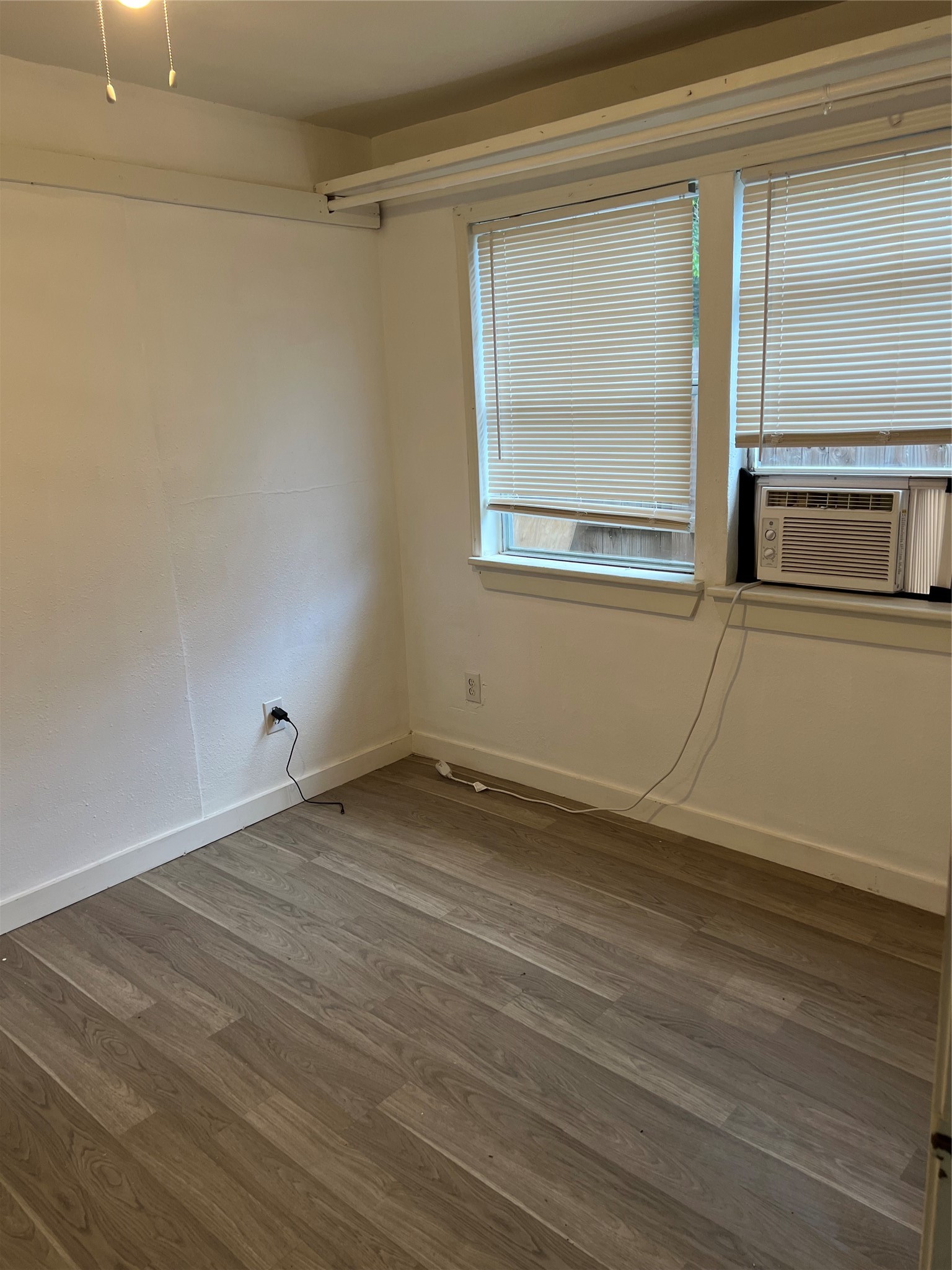 7909 Brutus Street, Unit 2 Houston, TX 77012 - Photo 7 of 9