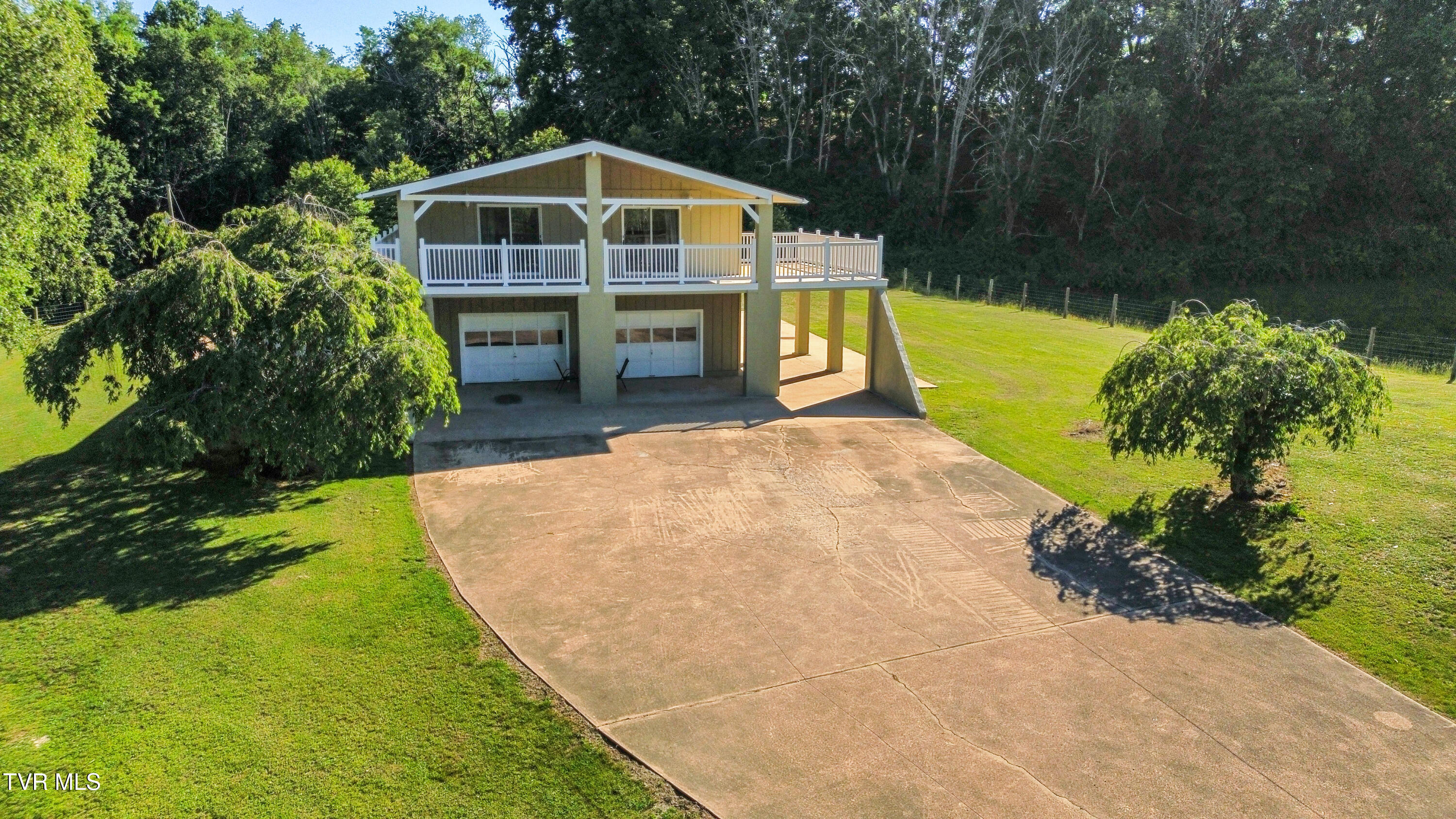 27363 Fudge Road Meadowview, VA 24361 - Photo 13 of 83 dji_fly_20260402_030304_981_178061110367