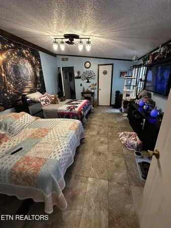 $299,000 | 111 Fred Russell Lane, Speedwell, TN 37870