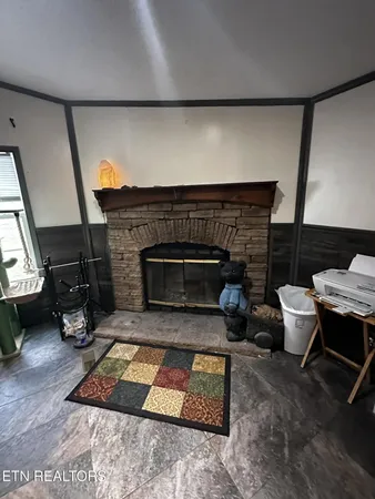 $299,000 | 111 Fred Russell Lane, Speedwell, TN 37870