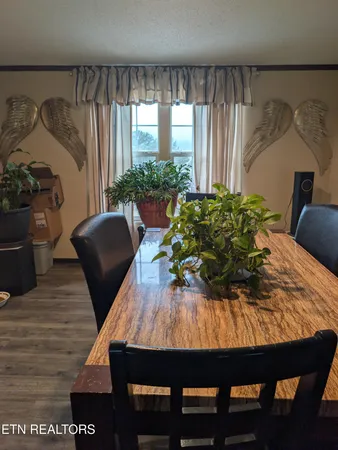 $299,000 | 111 Fred Russell Lane, Speedwell, TN 37870