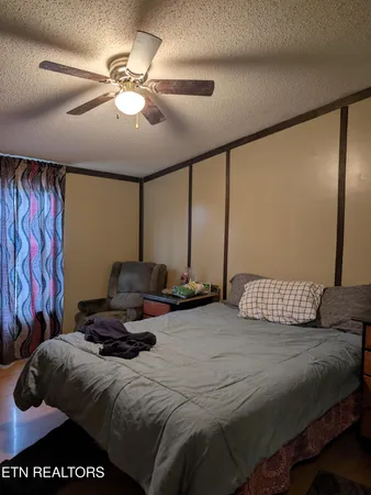 $299,000 | 111 Fred Russell Lane, Speedwell, TN 37870