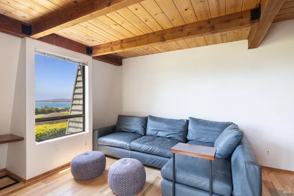$2,095,000 | 21067 Heron Drive, Bodega Bay, CA 94923