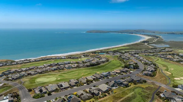 $2,095,000 | 21067 Heron Drive, Bodega Bay, CA 94923