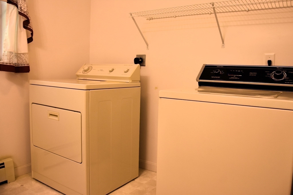 11 Pineview Road Dudley, MA 01571 - Photo 16 of 27 Gallery Image 16