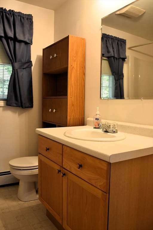 11 Pineview Road Dudley, MA 01571 - Photo 18 of 27 Gallery Image 18