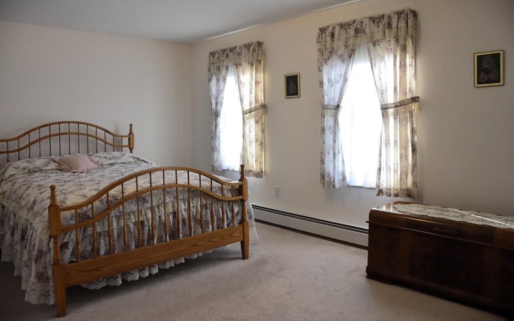 11 Pineview Road Dudley, MA 01571 - Photo 19 of 27 Gallery Image 19