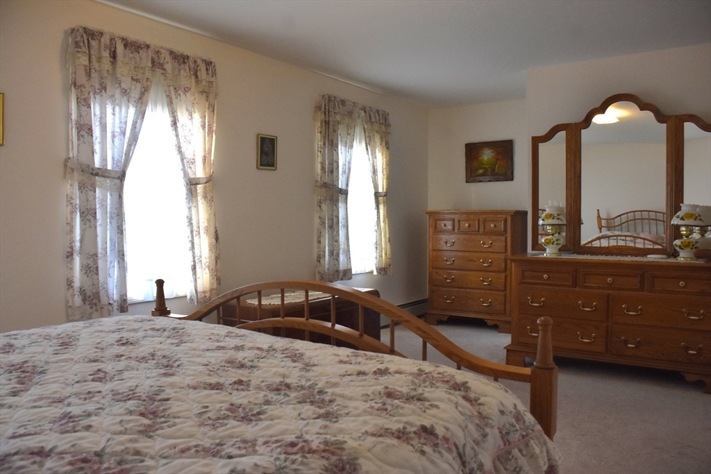 11 Pineview Road Dudley, MA 01571 - Photo 20 of 27 Gallery Image 20