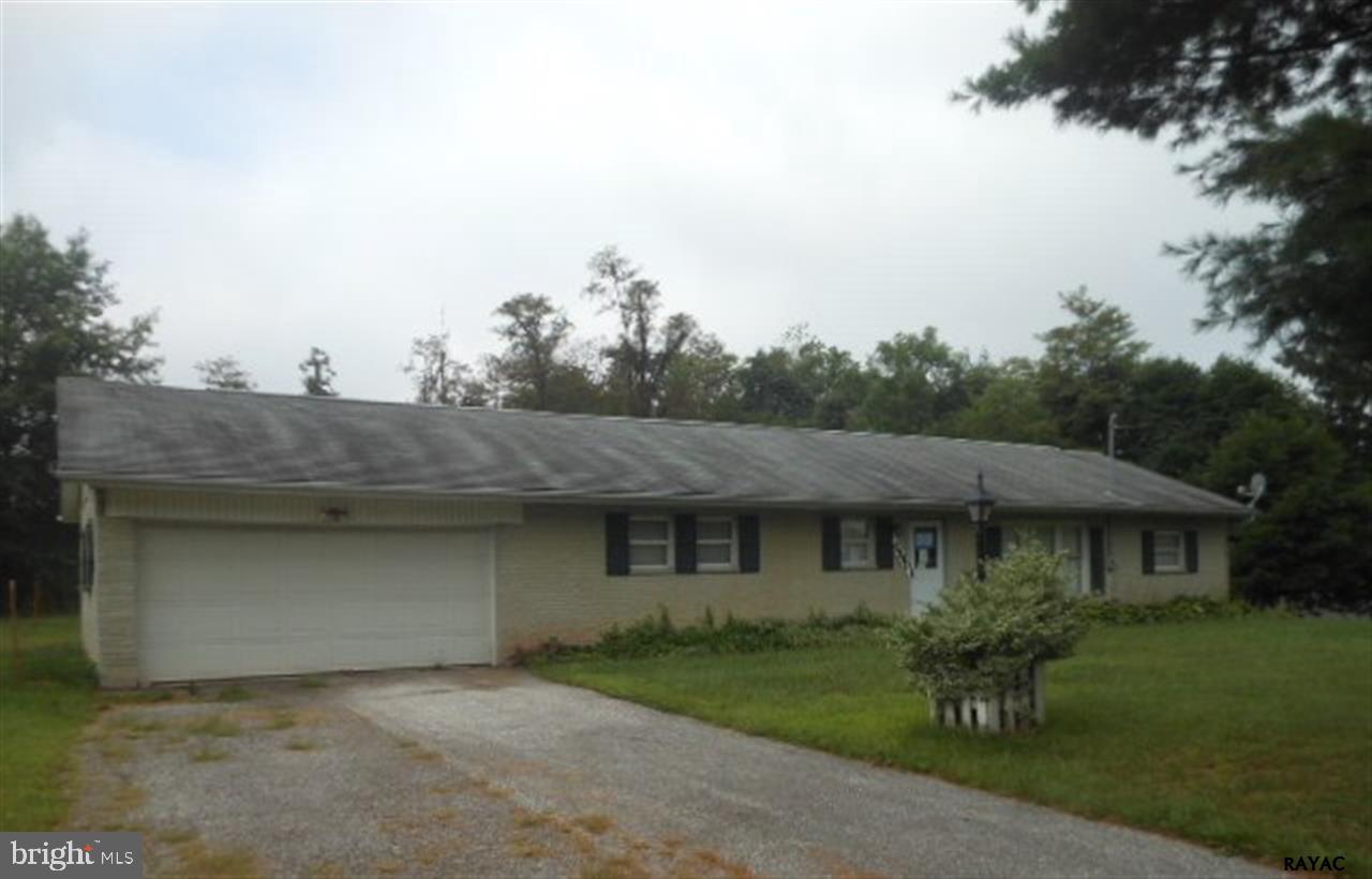 6580 Carlisle Road Dover, PA 17315 - Photo 1 of 11